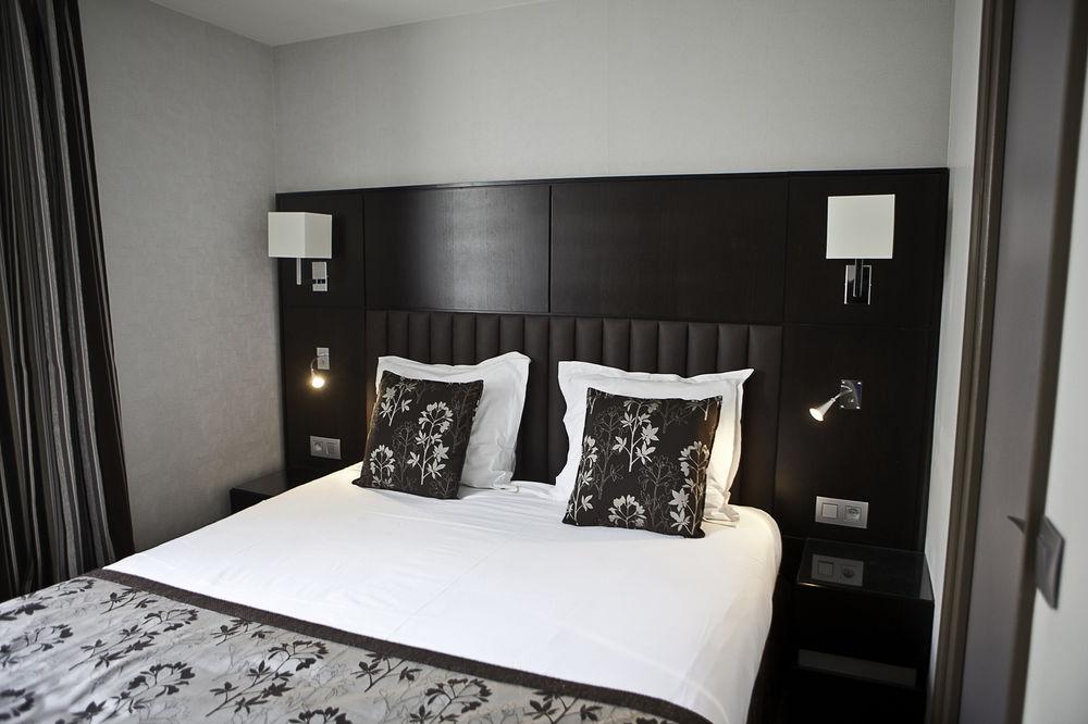 Logis Hotel 15 Montparnasse Paris Exterior photo