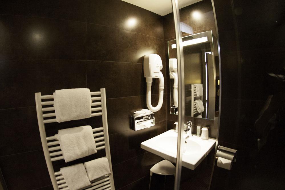 Logis Hotel 15 Montparnasse Paris Exterior photo